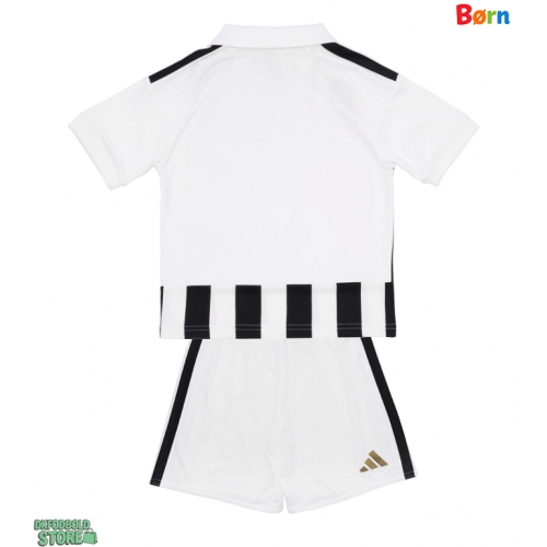 Juventus Replika Babytøj Hjemmebanesæt Børn 2026-27 Kortærmet (+ Korte bukser)